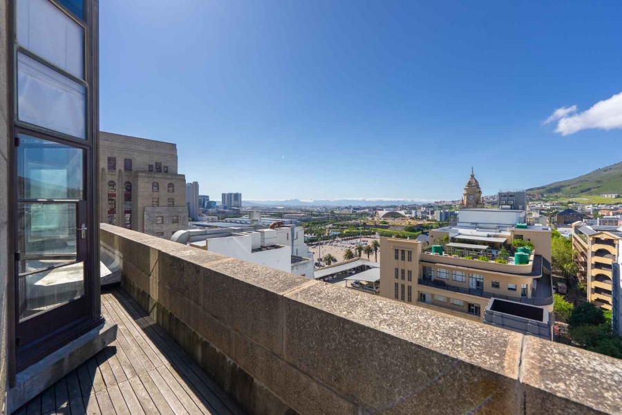 2 Bedroom Property for Sale in Cape Town City Centre Western Cape